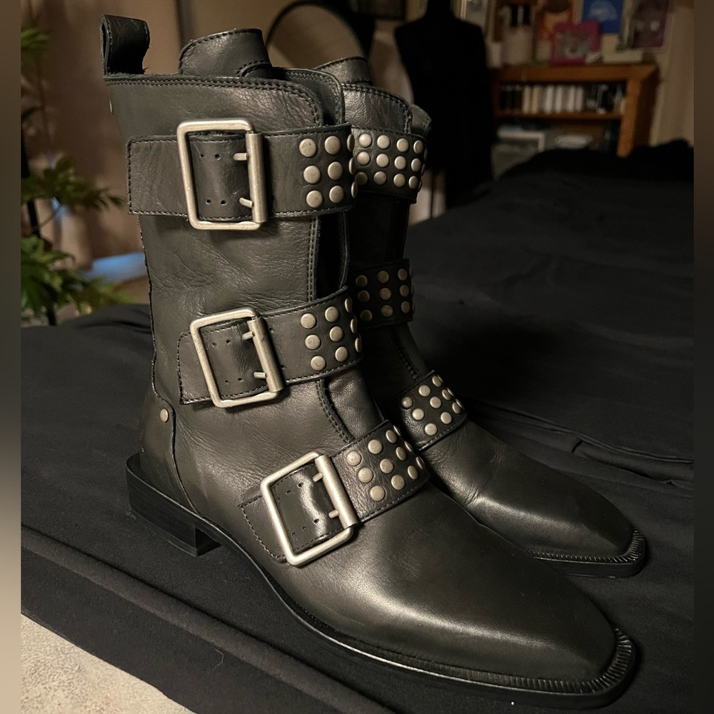 John Fluevog Moxie Magoo boots size 8 women’s